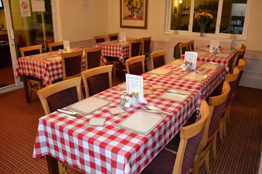 רומפורד The Mawney Hotel מראה חיצוני תמונה